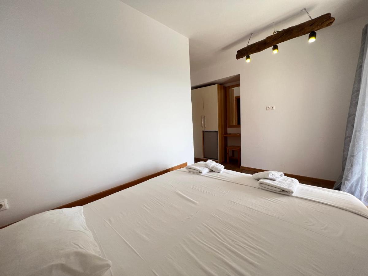Argileos Apartment Химар Екстериор снимка