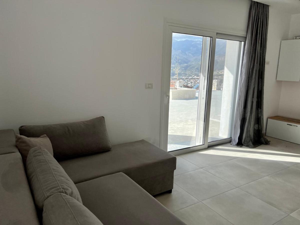 Argileos Apartment Химар Екстериор снимка